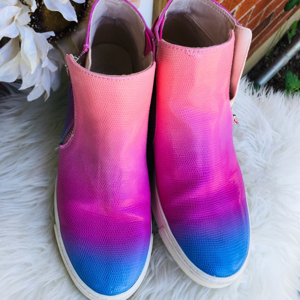 Vince camuto